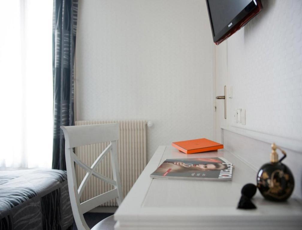 Hotel Miramar Paris Room photo
